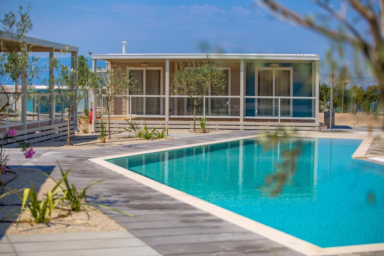 Mobile Homes Camping אומיסאליי מראה חיצוני תמונה